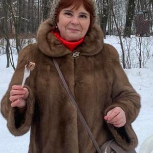 Девушки в Санкт-Петербурге: Ирина, 65 - ищет парня из Санкт-Петербурга