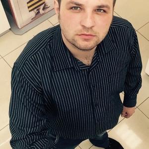 Виталий, 35 лет, Сосновоборск