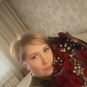 Девушки в Новосибирске: Анна, 39 - ищет парня из Новосибирска