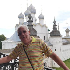 юрий, 69 лет, Москва