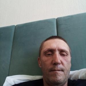Евгений, 45 лет, Белогорск