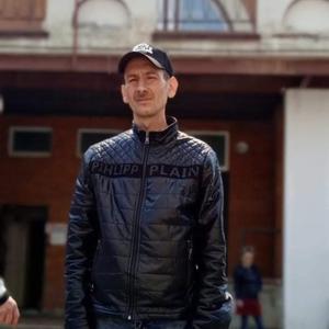 Парни в Арсеньеве: Олег, 39 - ищет девушку из Арсеньева