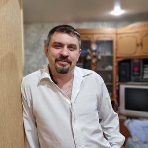 Парни в Новомосковске: Виталий, 46 - ищет девушку из Новомосковска