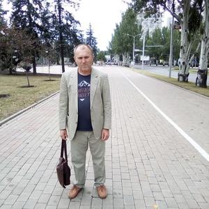 Парни в Донецке: Иван, 54 - ищет девушку из Донецка