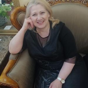 Оксана, 56 лет, Петропавловск-Камчатский