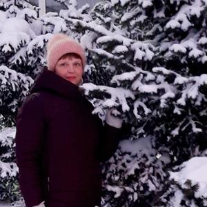 Девушки в Кемерово: Ольга, 60 - ищет парня из Кемерово