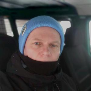Парни в Пскове: Sergey, 51 - ищет девушку из Пскова
