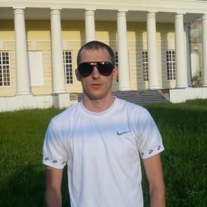 Евгений, 32 года, Брянск