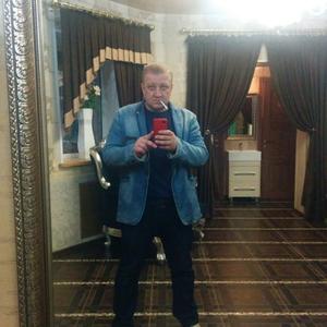 Парни в Владивостоке: Вадим, 44 - ищет девушку из Владивостока