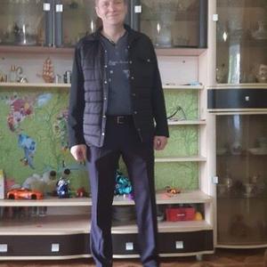 Парни в Саратове: Виталий, 48 - ищет девушку из Саратова