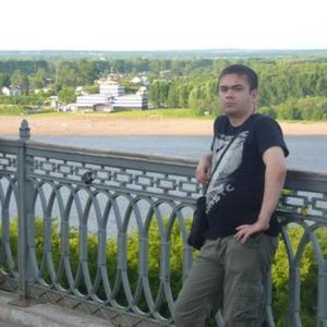 Парни в Сыктывкаре: Евгений Бобрецов, 37 - ищет девушку из Сыктывкара