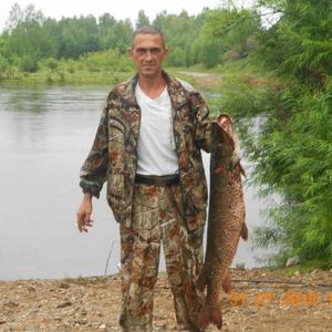 Анатолий, 46 лет, Белогорск