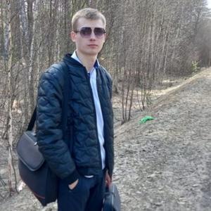 Игорь, 26 лет, Комсомольский