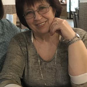 Лариса, 65 лет, Омск