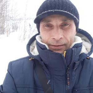 Парни в Нижневартовске: Александр, 51 - ищет девушку из Нижневартовска