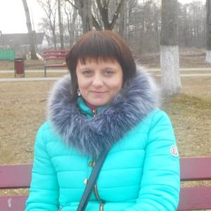 Девушки в Волковыск: Олька, 37 - ищет парня из Волковыск