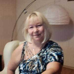 Девушки в Калининграде: Liudmila Naronskaia, 67 - ищет парня из Калининграда