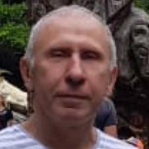 Парни в Волгограде: Сергей, 65 - ищет девушку из Волгограда