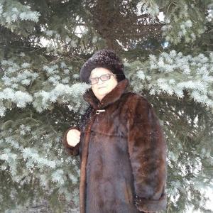 Девушки в Минусинске: Ната, 71 - ищет парня из Минусинска