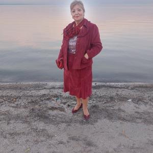 Девушки в Таганроге: Альбина, 69 - ищет парня из Таганрога