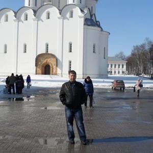 Парни в Вологде: денис, 45 - ищет девушку из Вологды