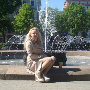 Лена, 47 лет, Москва