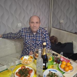 Олег, 46 лет, Волжский