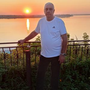 Парни в Нальчике: Александр, 65 - ищет девушку из Нальчика