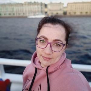 Девушки в Санкт-Петербурге: Любовь, 39 - ищет парня из Санкт-Петербурга