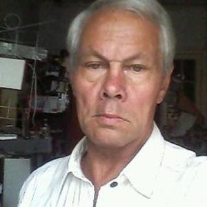 Парни в Копейске: Анатолий Буланов, 72 - ищет девушку из Копейска
