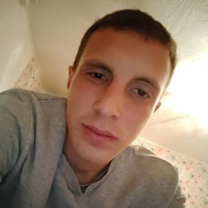 Олег, 26 лет, Луза