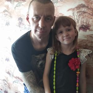 Парни в Бийске: Виктор, 30 - ищет девушку из Бийска