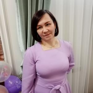 Девушки в Новосибирске: Ольга, 45 - ищет парня из Новосибирска