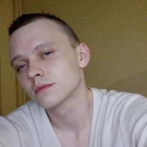 Виталий, 28 лет, Киров