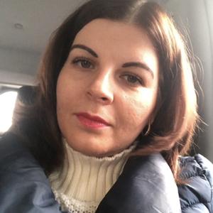 Юлия, 39 лет, Санкт-Петербург