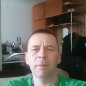 Парни в Котельниче: Андрей Шевелёв, 53 - ищет девушку из Котельнича