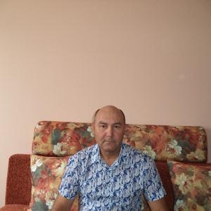 Парни в Туймазы: Асгат, 68 - ищет девушку из Туймазы