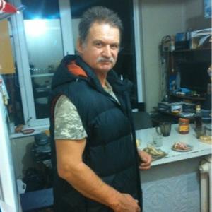 Игорь, 65 лет, Хабаровск