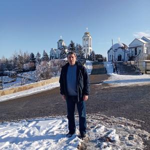 Парни в Новошахтинске: Владимир, 63 - ищет девушку из Новошахтинска