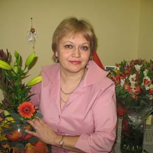 Марина, 64 года, Москва