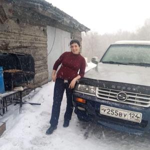 Девушки в Ачинске: Оксана, 40 - ищет парня из Ачинска