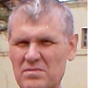 Валерий, 69 лет, Челябинск
