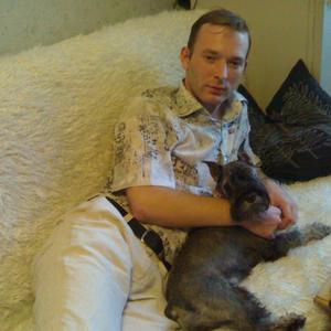 Парни в Таганроге: Артём Саушкин, 38 - ищет девушку из Таганрога