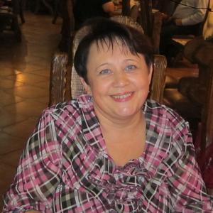 Елена, 64 года, Калуга