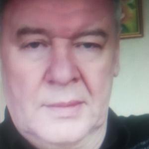 Владислав, 66 лет, Ульяновск