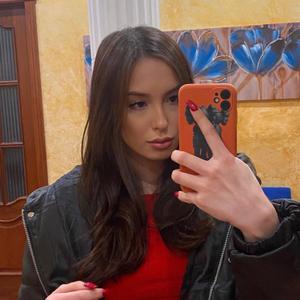 Илона, 23 года, Москва