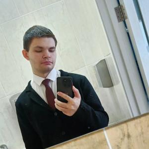 Данил, 22 года, Муравленко