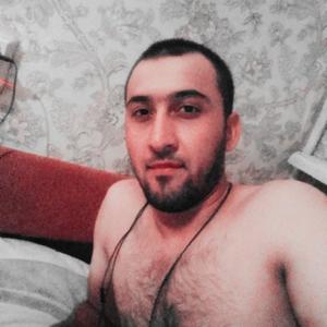 Тахир, 26 лет, Псков