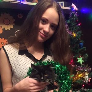 Девушки в Кемерово: Ника, 24 - ищет парня из Кемерово