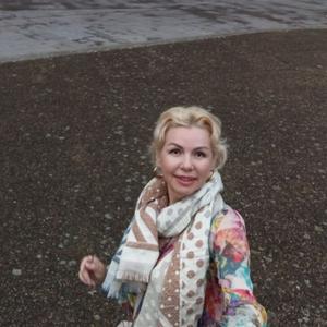 Девушки в Екатеринбурге: Kristina, 44 - ищет парня из Екатеринбурга